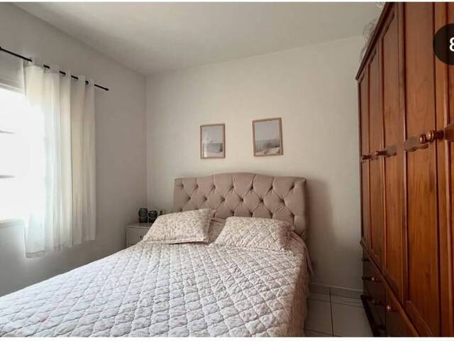 #100 - Casa para Venda em Brotas - SP - 2